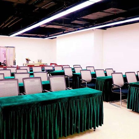 Ibis Chuzhou 1912 Hotel Екстериор снимка