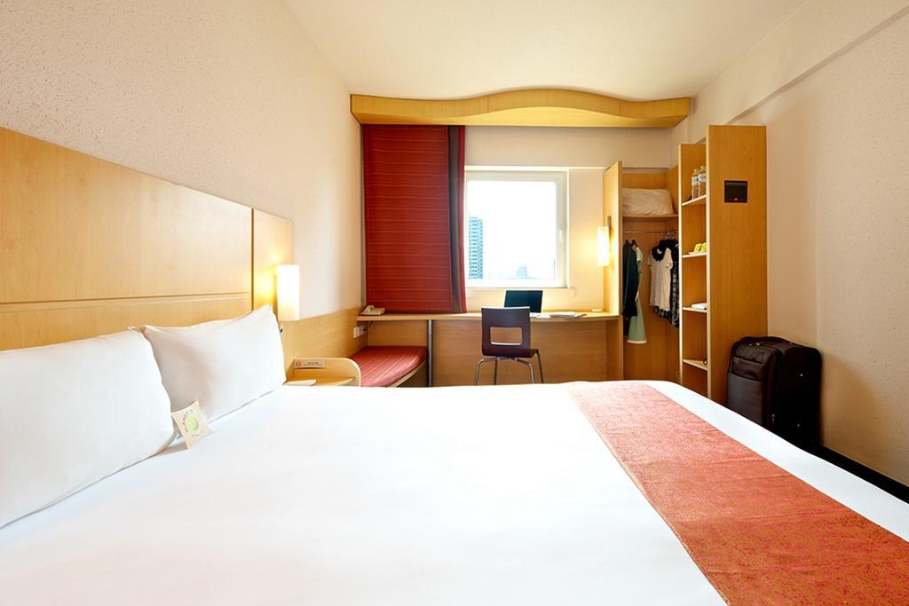 Ibis Chuzhou 1912 Hotel Екстериор снимка