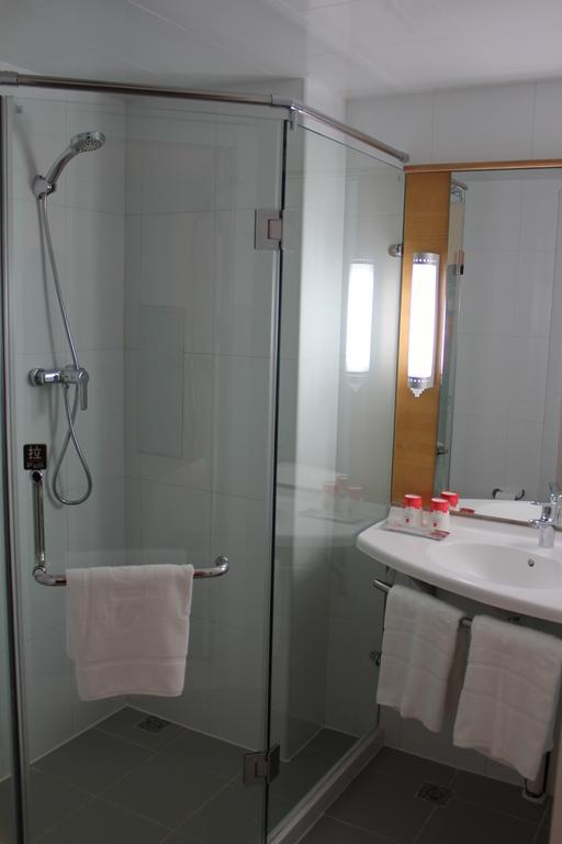 Ibis Chuzhou 1912 Hotel Екстериор снимка