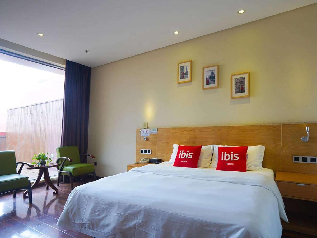 Ibis Chuzhou 1912 Hotel Екстериор снимка