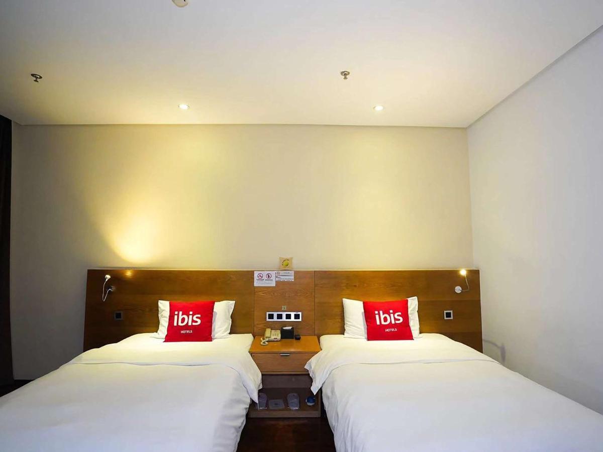 Ibis Chuzhou 1912 Hotel Екстериор снимка