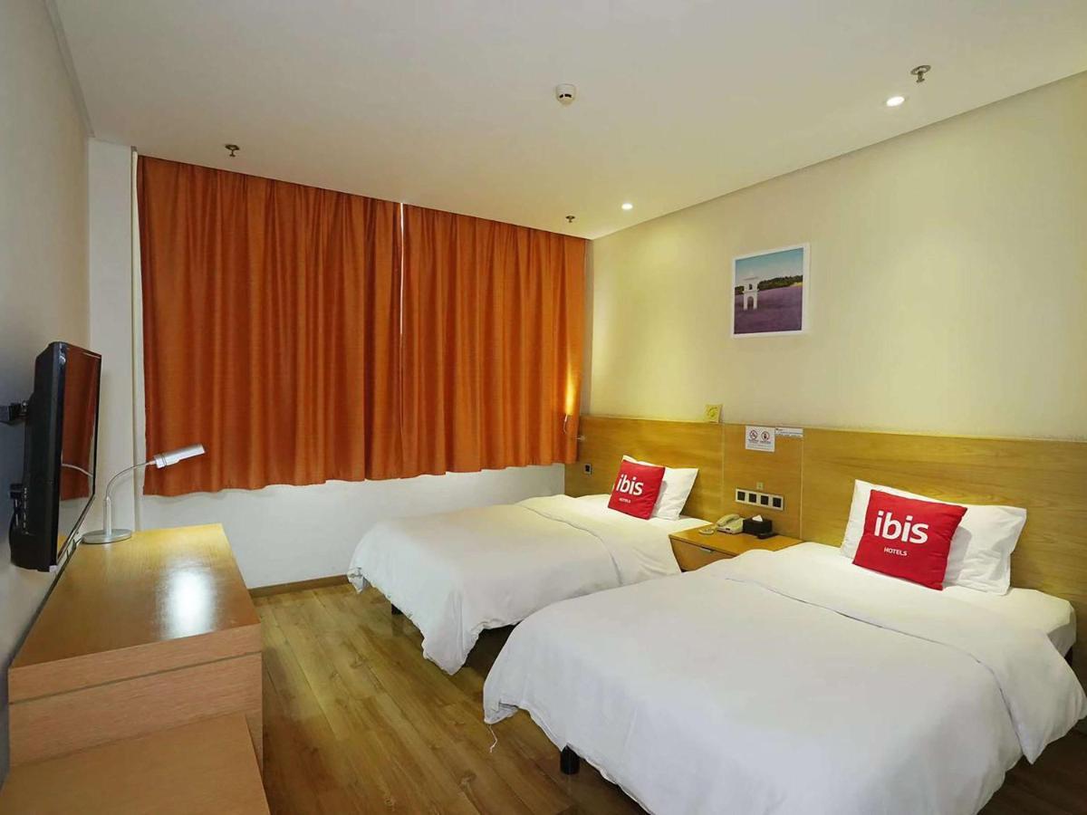 Ibis Chuzhou 1912 Hotel Екстериор снимка