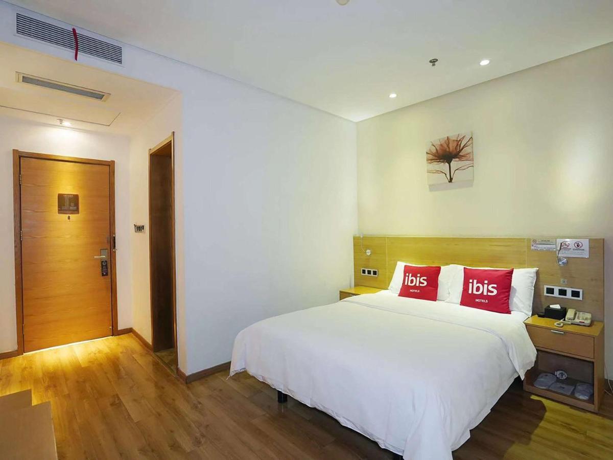 Ibis Chuzhou 1912 Hotel Екстериор снимка