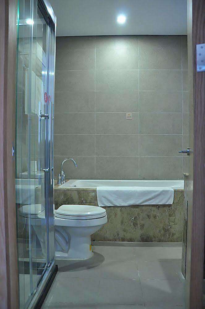 Ibis Chuzhou 1912 Hotel Екстериор снимка